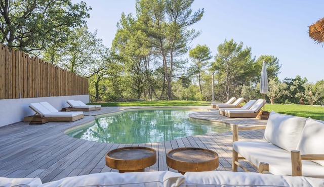 Superbe Domaine Proche Aix-en-provence, Paddle et Piscine
