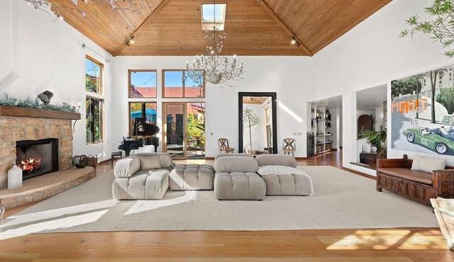 Spacious 7-bedroom estate in peaceful Topanga w/ Mountain Views + Hiking Trails