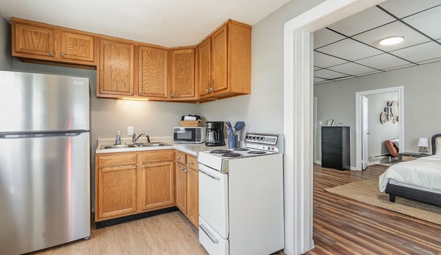 York-Harrisburg Apartment