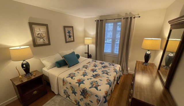 Adorable Newly Renovated Cape Cod Cozy Apartment.