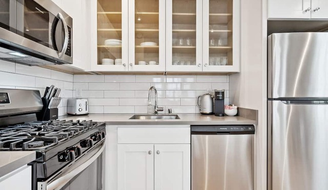 Nob Hill 1 BR w/ Office by Anyplace - 11613