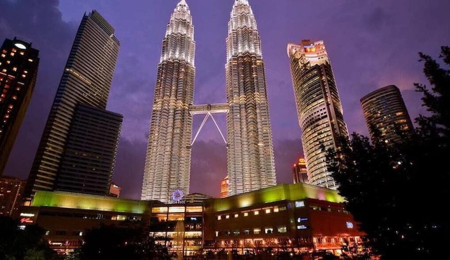 A Cozy 1BR Apt Arcoris Mont Kiara KL