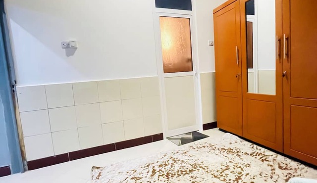 10 minutes to the indian ocean beach! Suitable for longer and short stays