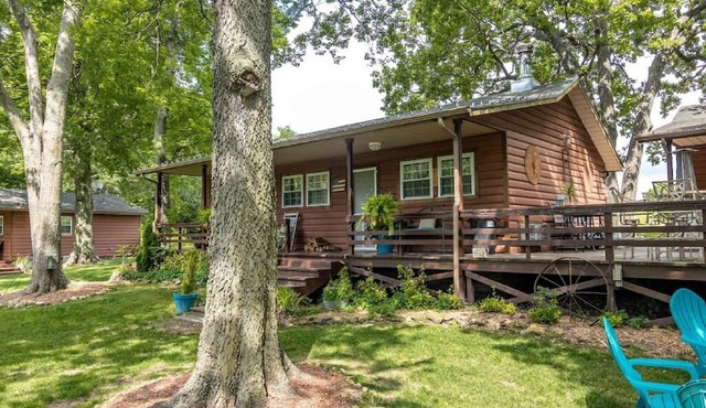 The Egret Cabin - Accommodates 6 Guests