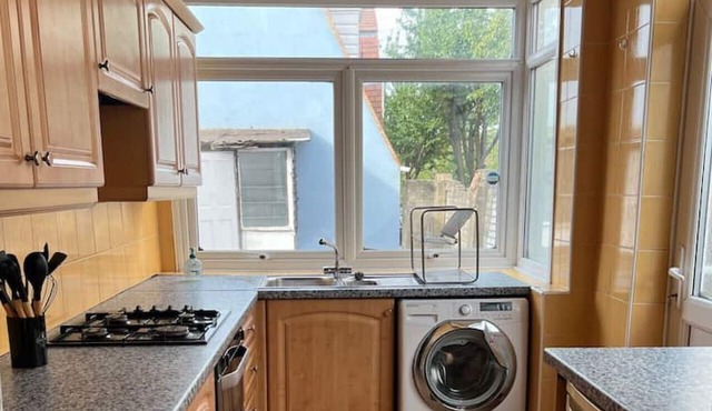 Relaxing single room