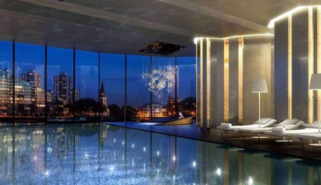 Chelsea Waterfront Apartments