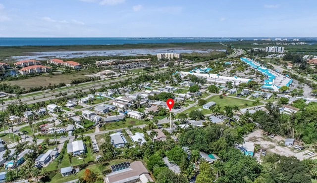 Beachside escape with tropical yard & alfresco patio - walk to outlet shopping