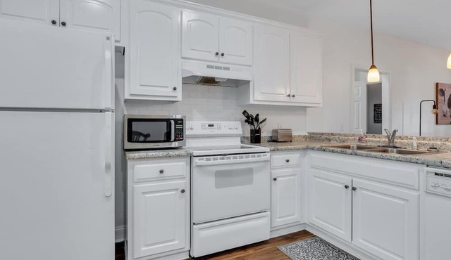 Eagle s Refuge - Close to GSU Paulson Stadium