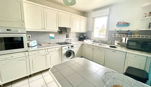 Chambre 16m2 Palaiseau Centre Ville. Gare RER Palaiseau à 2mn à Pied