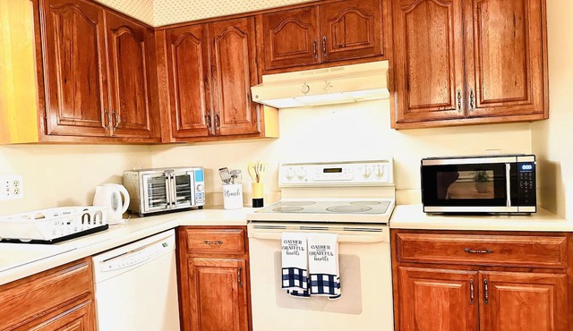 Ocean Palace-6 Guests-close to I-75,VOA park,W&S Tennis, King Island,Cincinnati