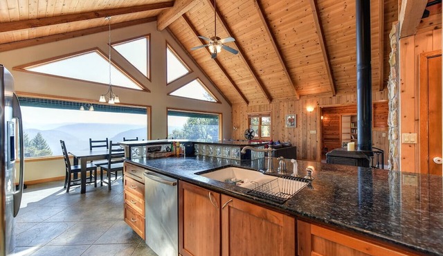 Sierra Foothills Retreat