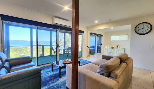 Stunning luxury waterfront home on Macleay Island.