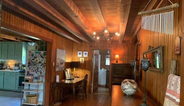 Blue Moon Farm, a Charming Country Getaway