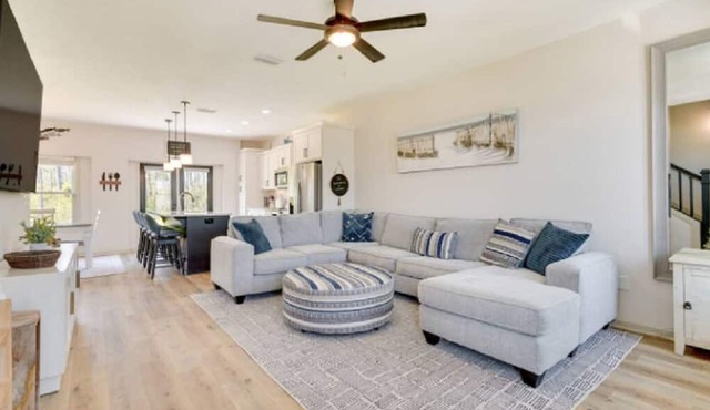 New! 4BR Beach Bliss -15-Mins Getaway Sleeps 12