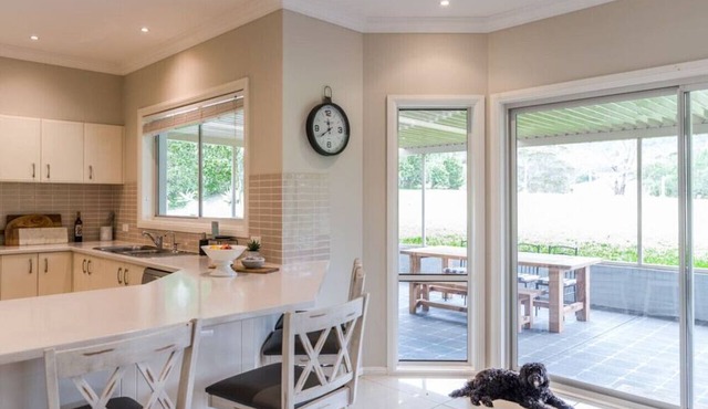 Woodland Retreat in Hunter Valley - dog friendly