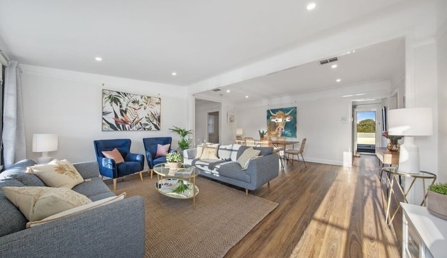 Charming Three Bedroom Cottage Close To Wineries & Concerts