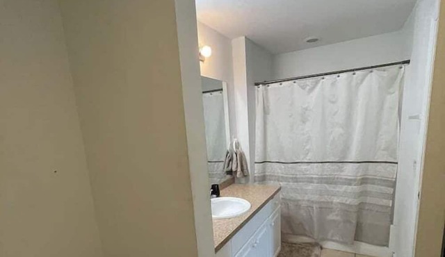 4 Bedroom 838438 by Houzlet