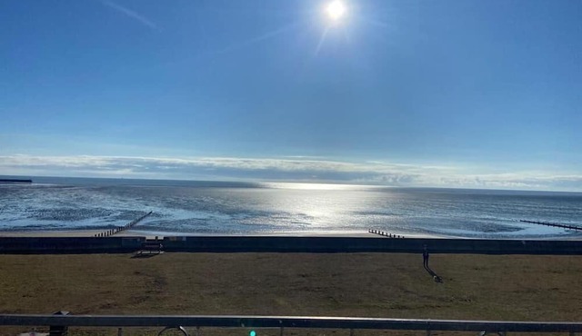 Stunning Seaside Apartment with Awesome Views