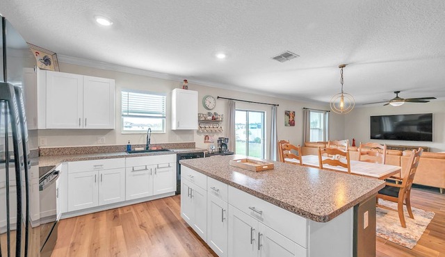 The Beehive House | Extended Stays