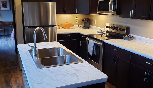 Private mountain cabin with easy access to the Scenic and Wild Trinity River.