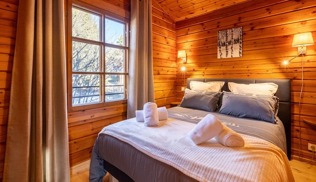 L'Écrin des Pyrénées - Authentique chalet classé 4* avec jacuzzi