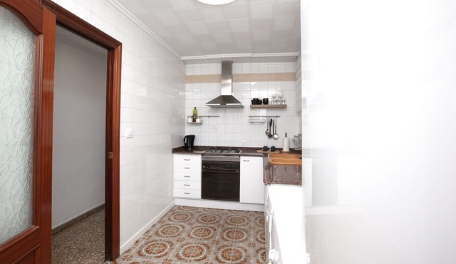 Acogedor Apartamento Valencia, 3 Habitaciones, Cerca del Aeropuerto y la Playa