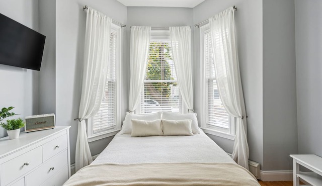 Centrally-located condo packed with amenities