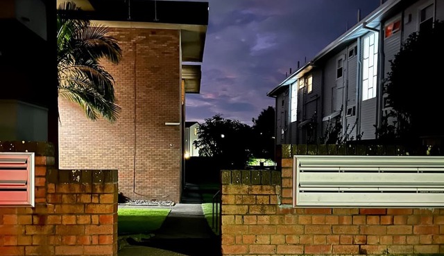 Mi Casa, Your Casa! Newly renovated, airy 2b apartment near bar beach & cafes