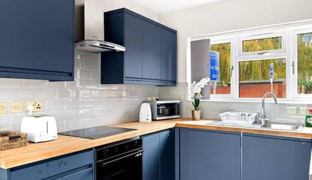 Sparkling clean Stylish Brand New 3 bed house