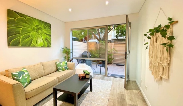 Caringbah Palms - Peaceful and Private