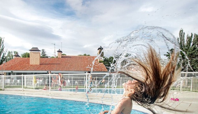Albergue Zaragoza Camping