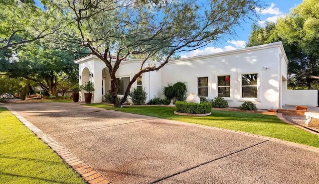 Elegant Country Club Getaway Right Off The Fairway! 4bd/3bth/Air-Hockey