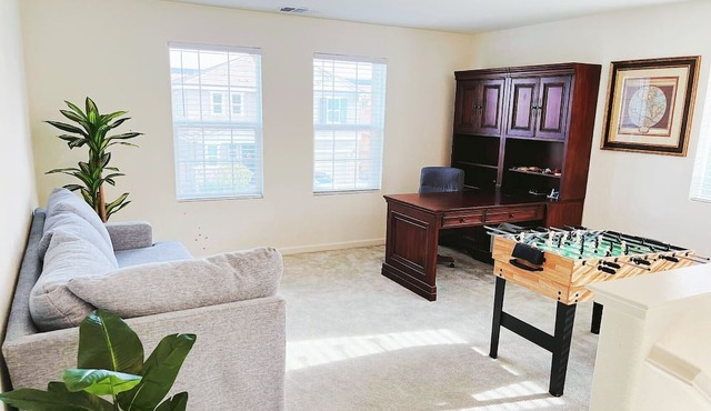 Luxury Roseville Family Party House