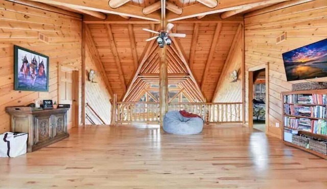 The Amazing Wolf Lodge