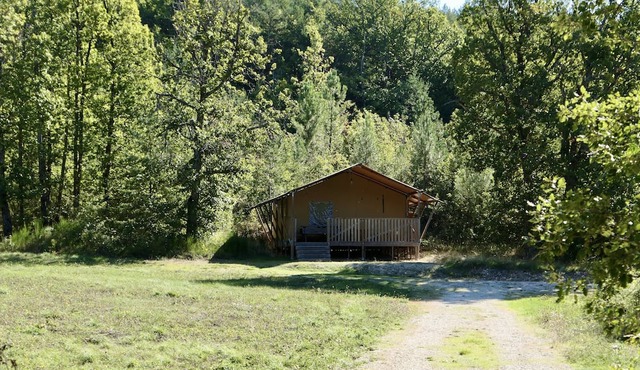 Glamping tent2: wild-life feeling with Provence touch 3 bedrooms (max. 6 guests)