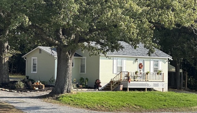 Explore the Shawnee National Forest-reserve the SHAWNEE HIDEAWAY