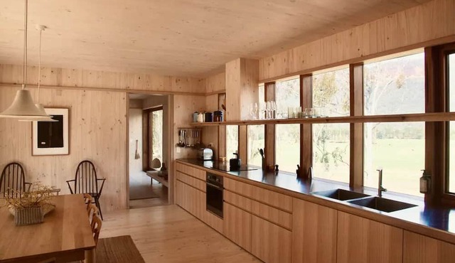 On the edge of World Heritage Wilderness - Capertee Valley