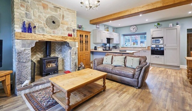 Host & Stay | Butterfly Cottage