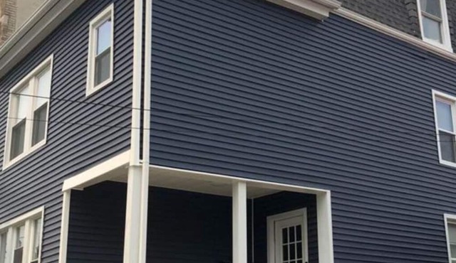 Near Schools! 4 Bedrooms and 2 Baths Apartment with Washer and Dryer