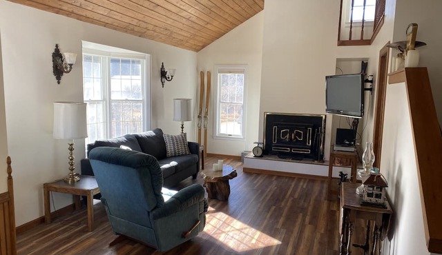 Updated Victorian well situated to all Clear Creek/Summit County have to offer!