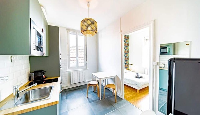 Le petit Raspail-Appartement rénové-Gratte-Ciel