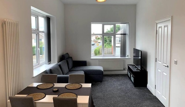 Remarkable New 2-Bed Apartment in Preston