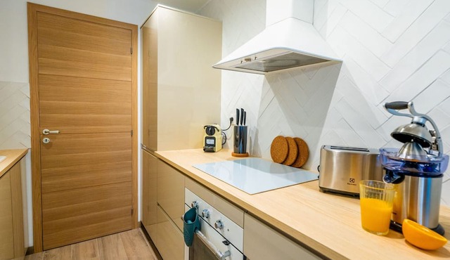 Apartment Marseille-6th arrondissement, 2 bedrooms, 4 persons