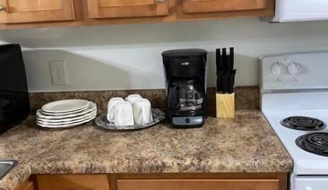 This is a beautiful 2 bed 2 bath condo located in a very safe and strategic ar