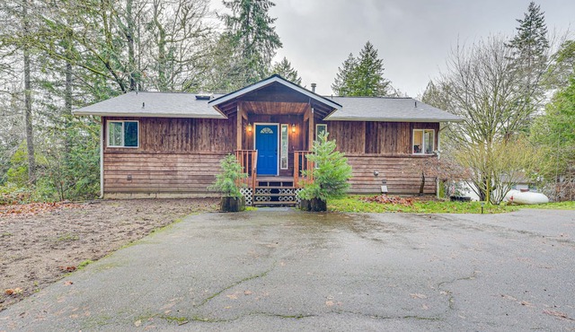 Serene Shelton Home - Puget Sound Access!