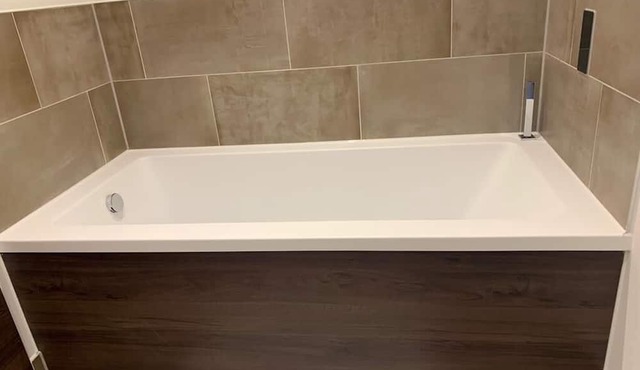 Lovely 2 bedroom apartment with 2 minute's walk to Harlow station. Beautiful!