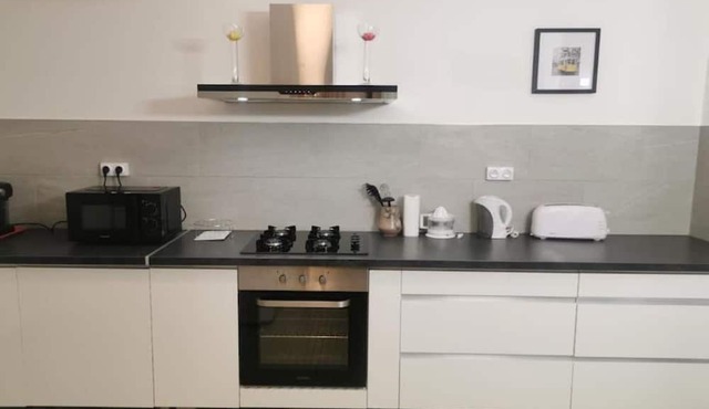 Appartement Dans Maison Individuelle, 3 Chambres