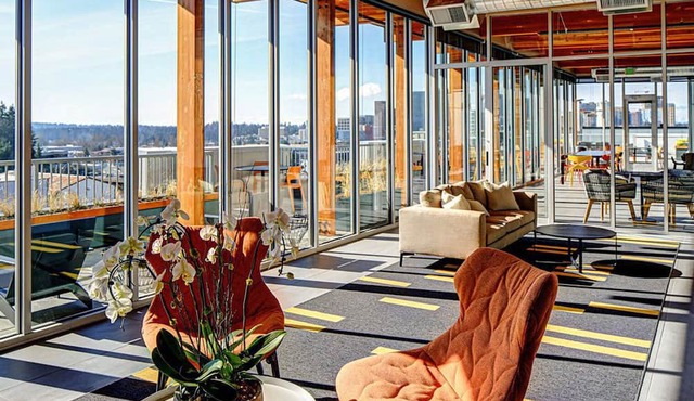 Trendy Bellevue Studio w/ Rooftop & BBQ, nr Shops, by Blueground