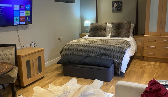 Stunning Highgate / Crouch End Garden Annexe