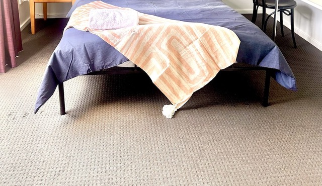 Maya's 6 bedrooms in Newcastle